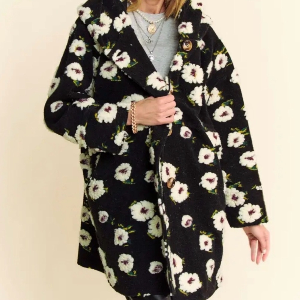 NWT Davi & Dani 3D Floral Sherpa Hooded Coat - Size Large
